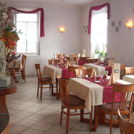 Komforthotel-Restaurant Wuerttemberger Hof Bad Saulgau Bagian luar foto