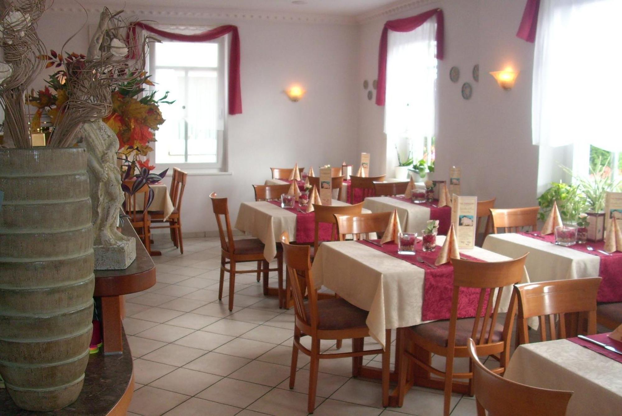 Komforthotel-Restaurant Wuerttemberger Hof Bad Saulgau Bagian luar foto